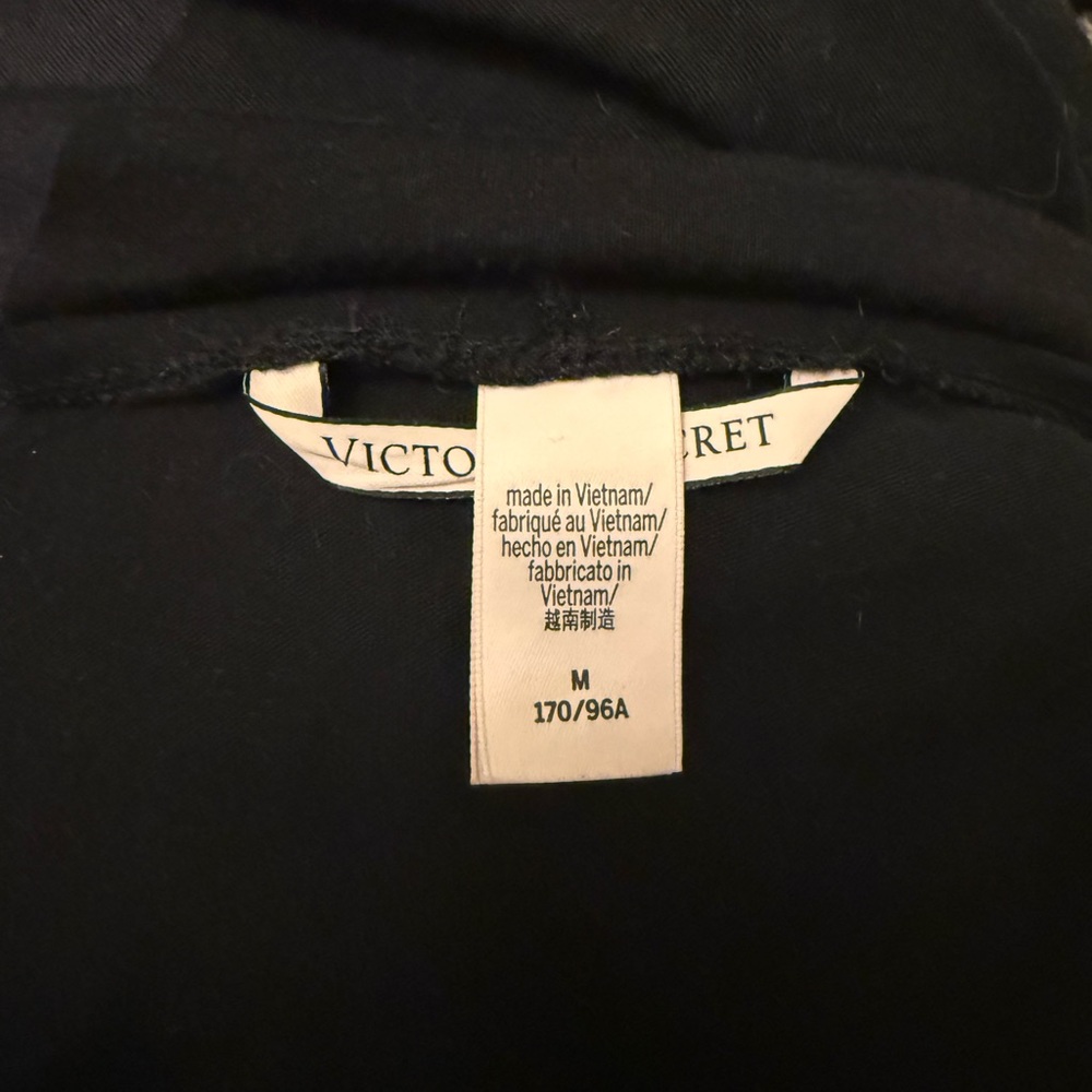 Victoria's Secret Elegant Black Robe - Picture 3 of 4